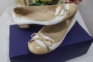 Stuart Weitzman MARGOT cap toes flat size 5 (SH900